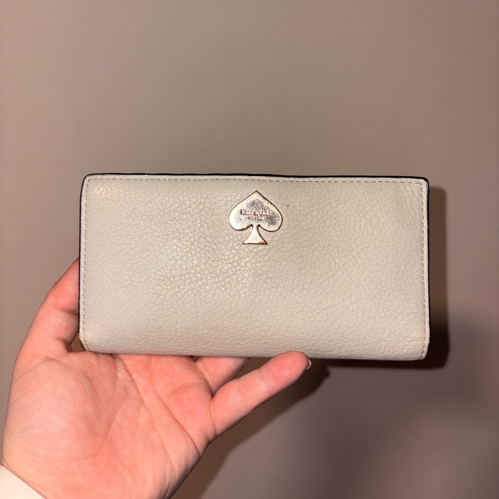 Kate Spade Gray Leroy Street Wallet